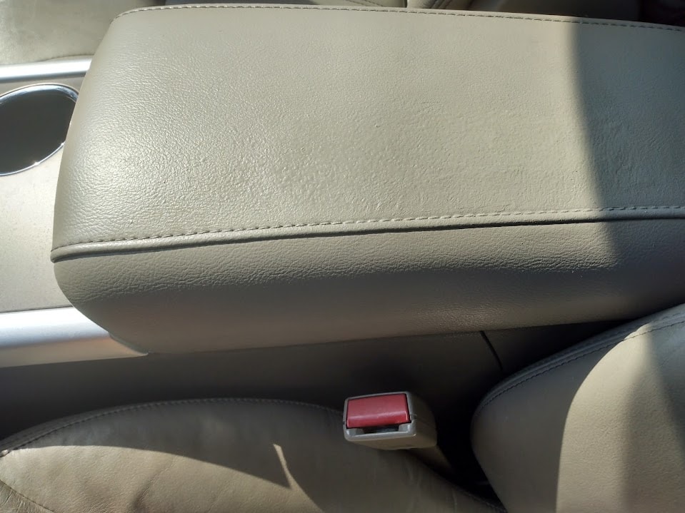 Vehicle door interior detail